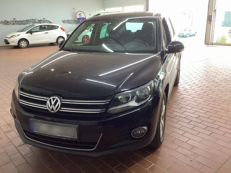 Volkswagen Tiguan 2.0 TDI — 1/8
