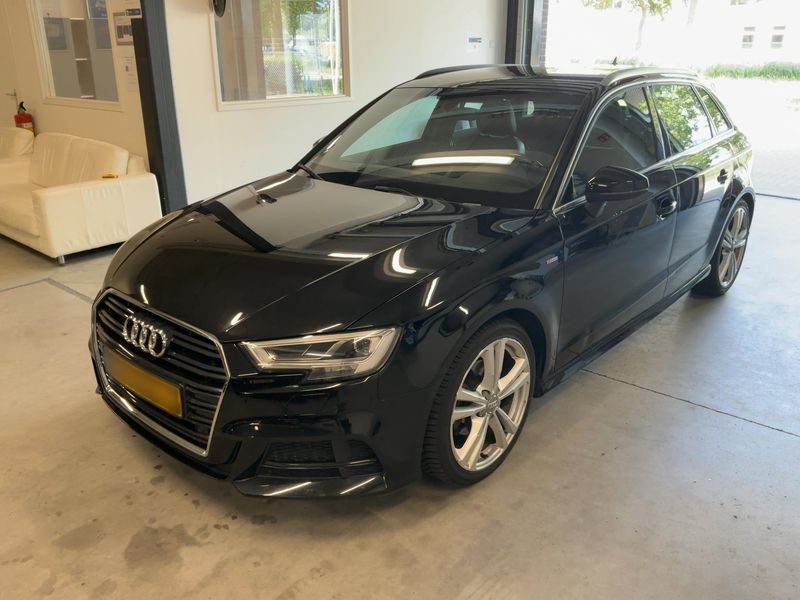 Audi A3 Sportback 1.0 TFSI — 1/8