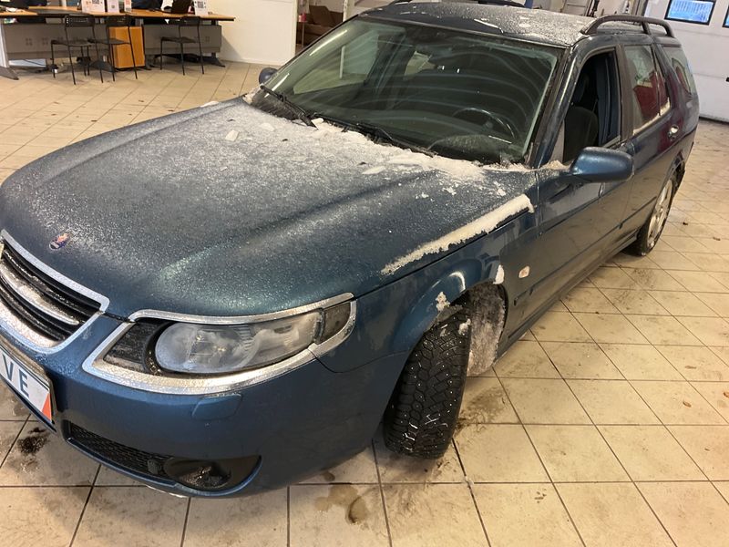 Saab 9-5 2.3 — 1/8