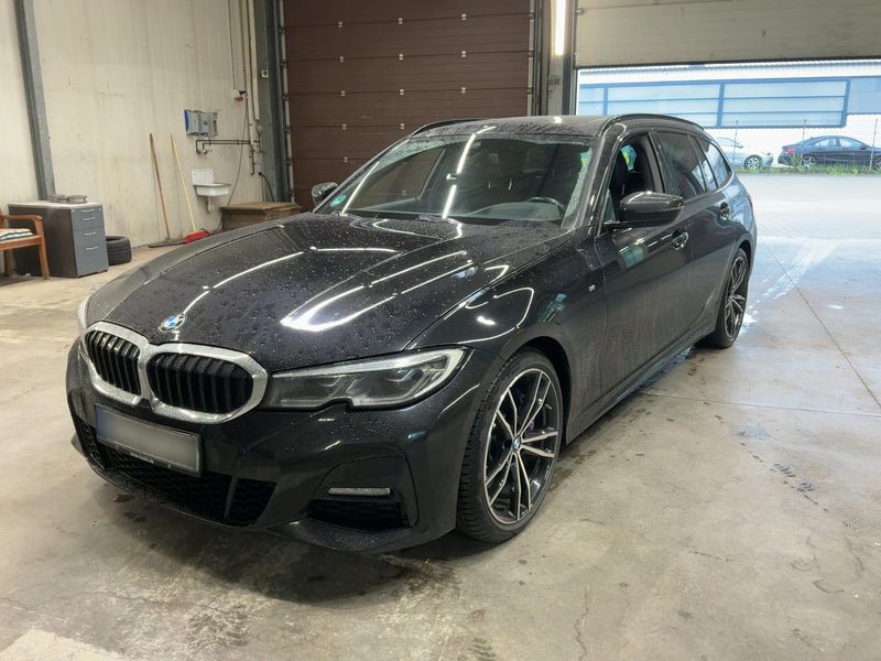 BMW 3er 330i — 1/8