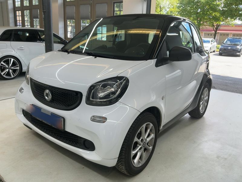 Smart fortwo 1.0 — 1/8