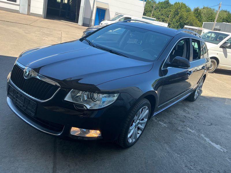 Skoda Superb 1.8 TSI — фото 1