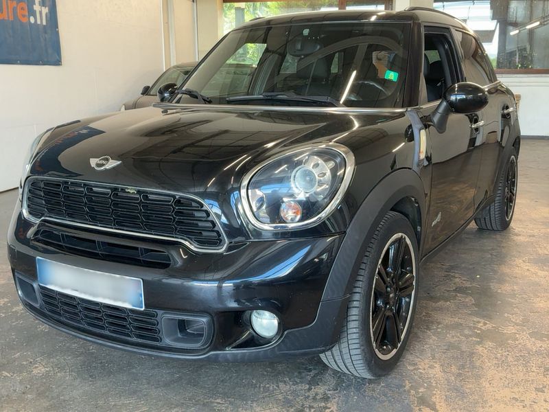 MINI Countryman Cooper S — 1/8