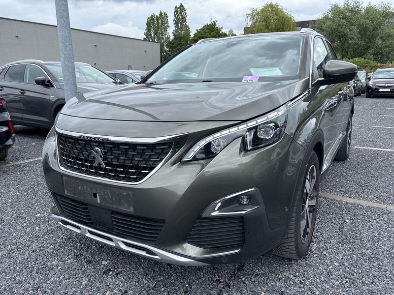 Peugeot 3008 1.2 PureTech — 1/8