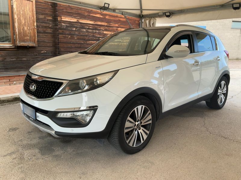 Kia Sportage 2.0 CRDi — 1/8
