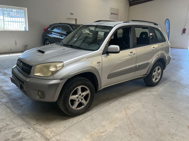 Toyota RAV 4 2.0 D-4D — 1/8