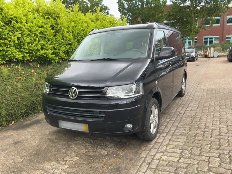 Volkswagen T5 California 2.0 TDI — 1/8