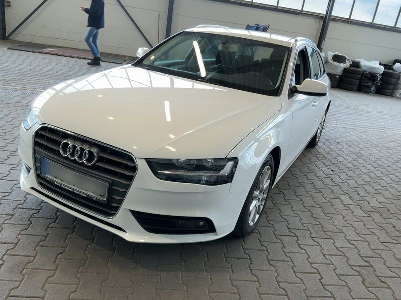 Audi A4 2.0 TDI — фото 1