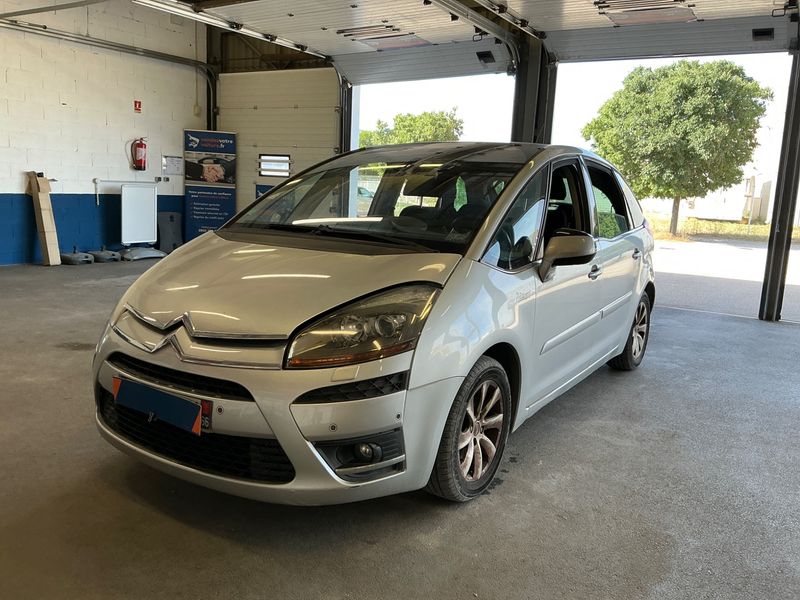 Citroen C4 Picasso 1.6 HDi — фото 1