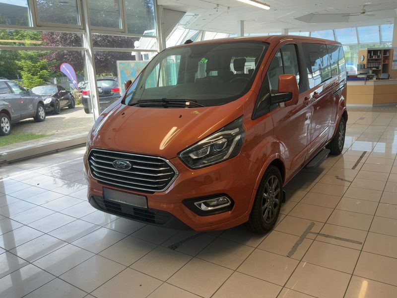Ford Tourneo Custom 2.0 TDCi — фото 1