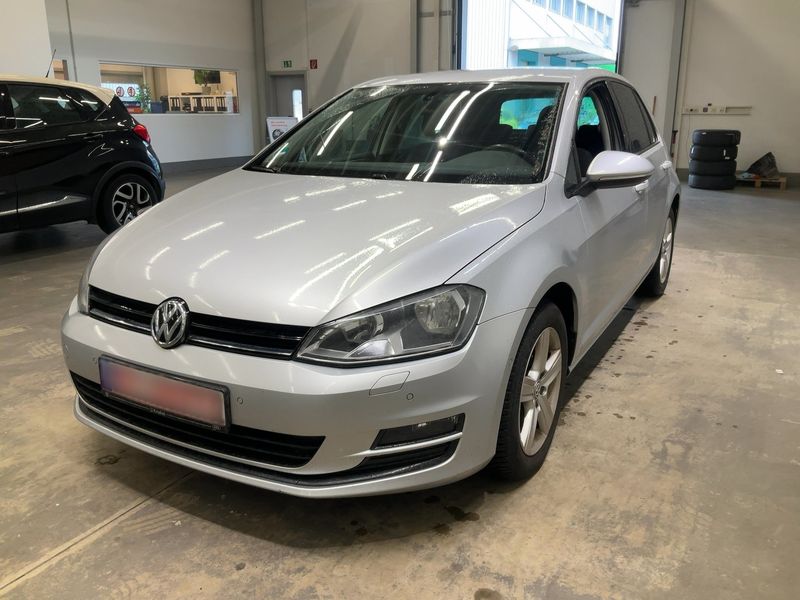 Volkswagen Golf VII 1.4 TSI — 1/8