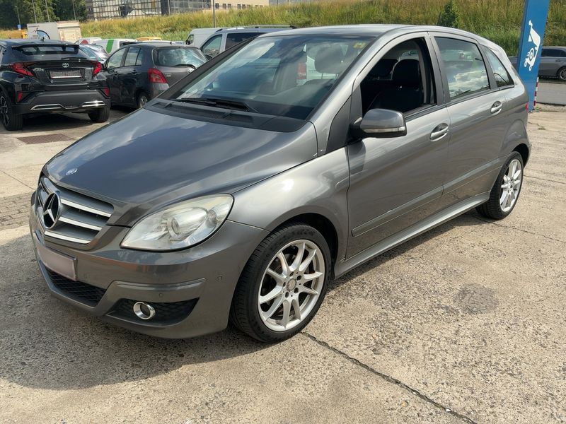 Mercedes-Benz B-Klasse B 180 CDI — 1/8