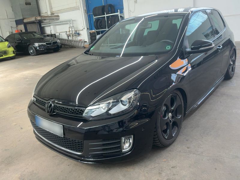 Volkswagen Golf VI 2.0 TSI — 1/8