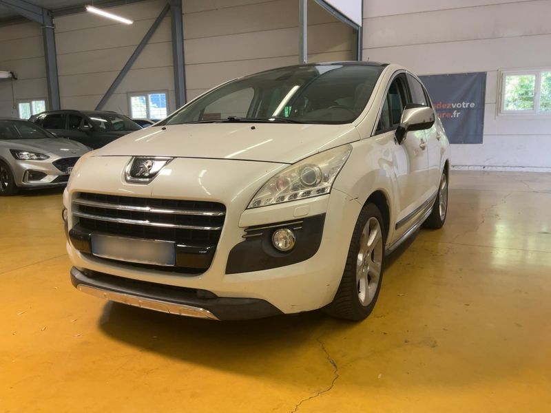 Peugeot 3008 2.0 HDi Hybrid4 — 1/8