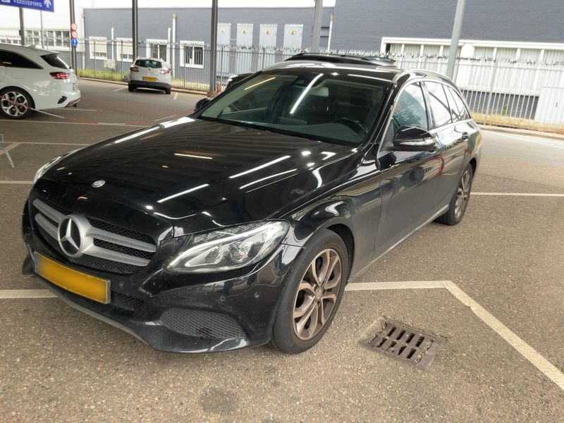 Mercedes-Benz C-Klasse C 200 d — 1/8
