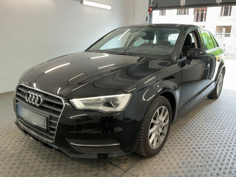 Audi A3 Sportback 1.4 TFSI — 1/8