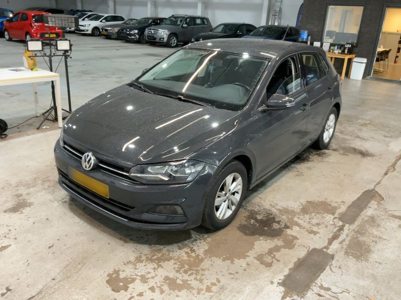 Volkswagen Polo 1.0 TSI — фото 1