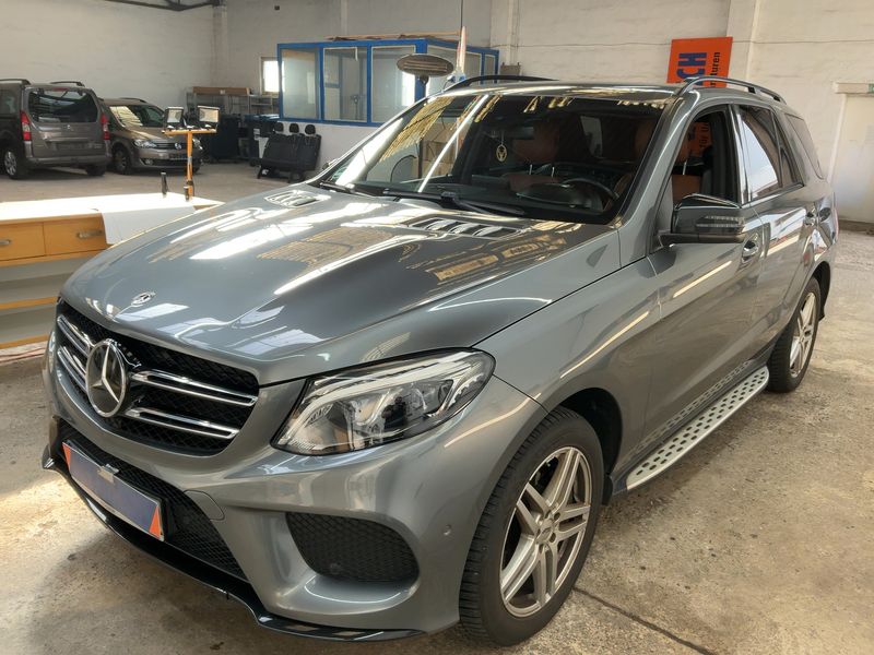Mercedes-Benz GLE-Klasse GLE 400 — 1/8