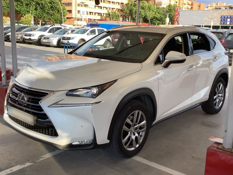 Lexus NX-Serie NX 300h — 1/8