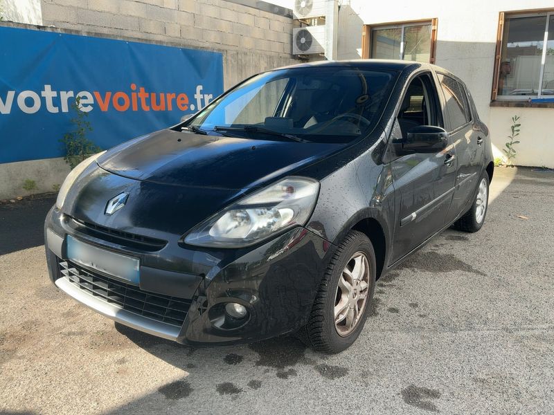 Renault Clio 1.5 dCi — фото 1
