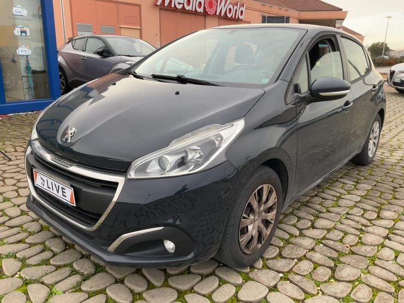 Peugeot 208 1.0 VTi — 1/8