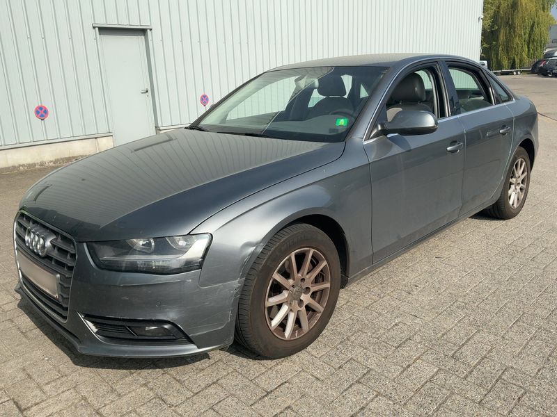 Audi A4 2.0 TDI — фото 1