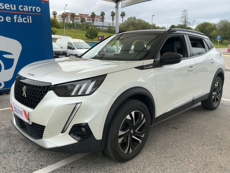Peugeot 2008 1.2 PureTech — 1/8