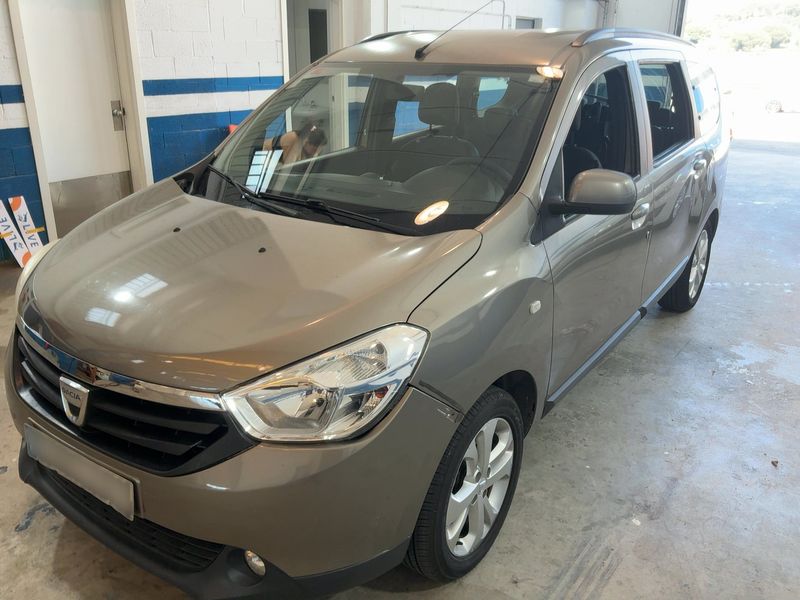 Dacia Lodgy 1.5 dCi Diesel — 1/8