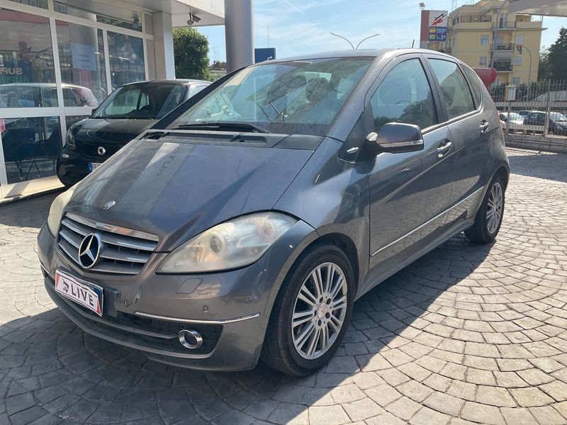 Mercedes-Benz A-Klasse A 200 CDI — 1/8