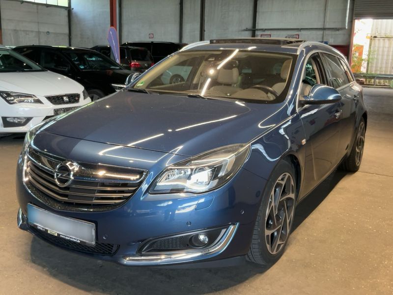 Opel Insignia Sports Tourer 2.0 CDTI — фото 1