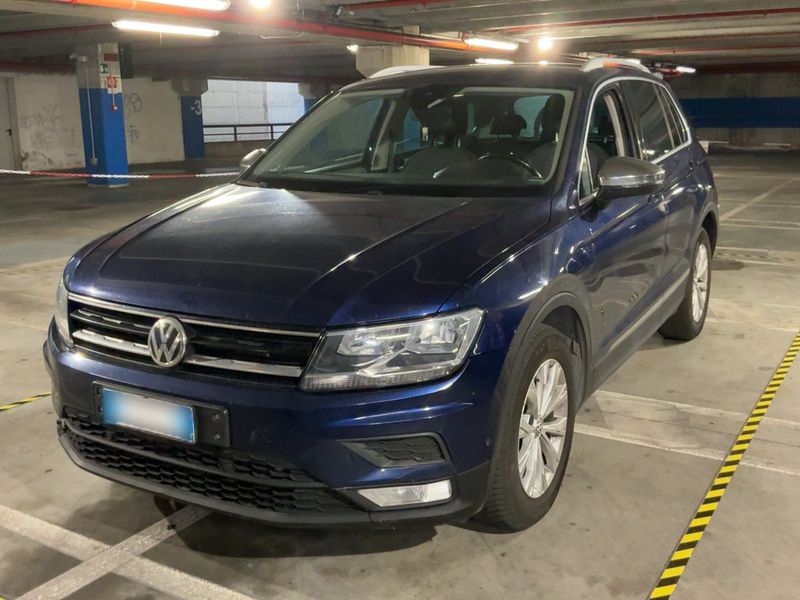Volkswagen Tiguan 2.0 TDI — 1/8