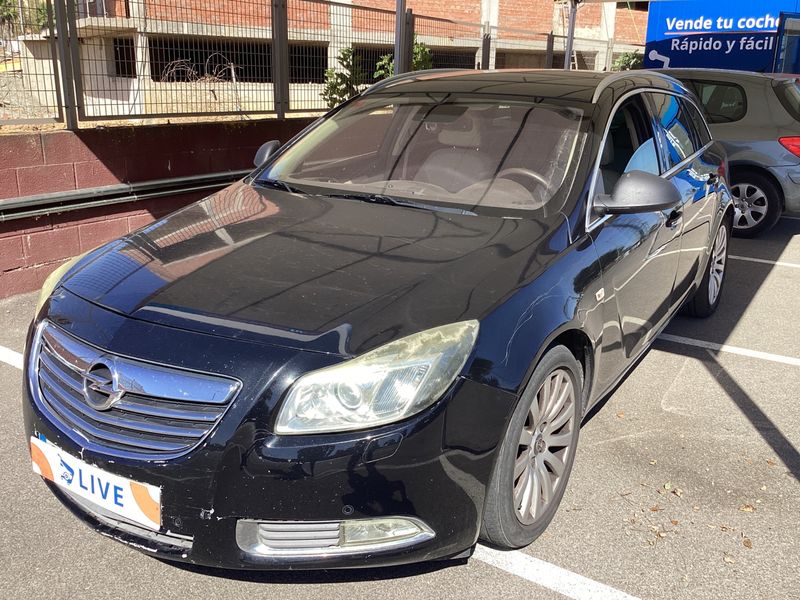 Opel Insignia Sports Tourer 2.0 CDTI — 1/8