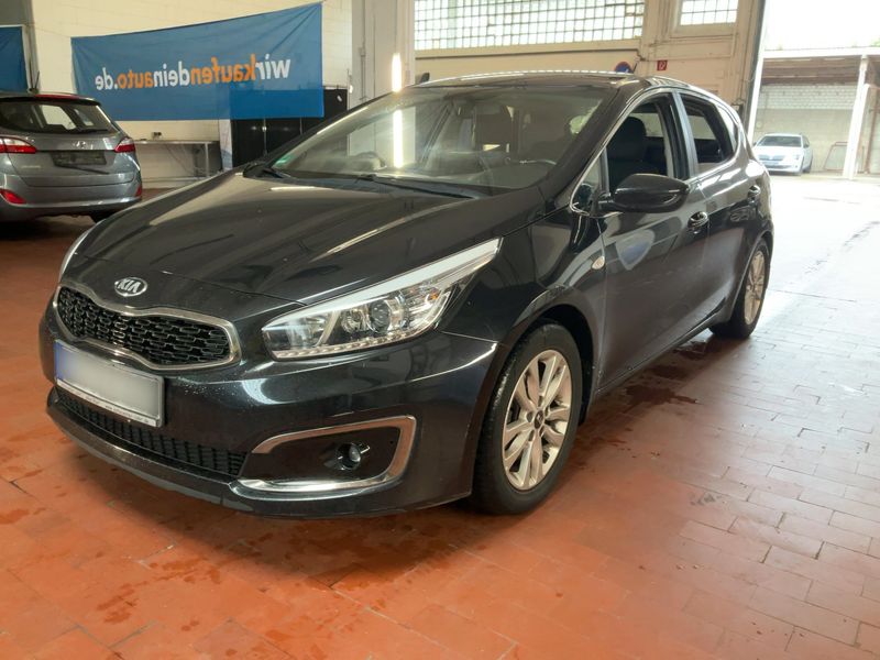 Kia cee'd 1.4 — 1/8