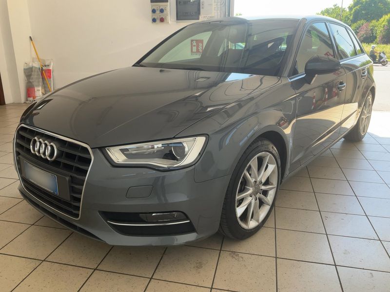 Audi A3 Sportback 2.0 TDI — фото 1
