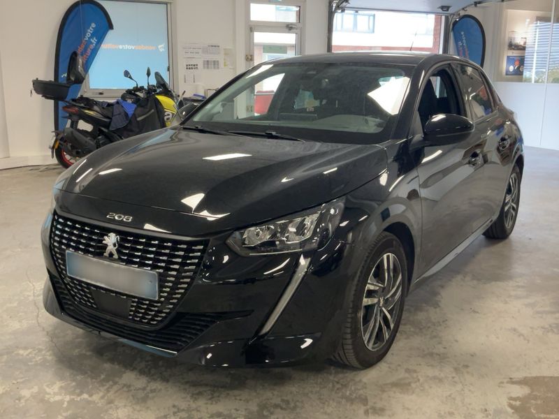 Peugeot 208 1.2 PureTech — 1/8