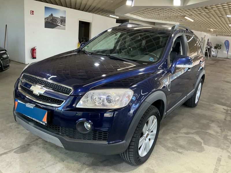 Chevrolet Captiva 3.2 — фото 1