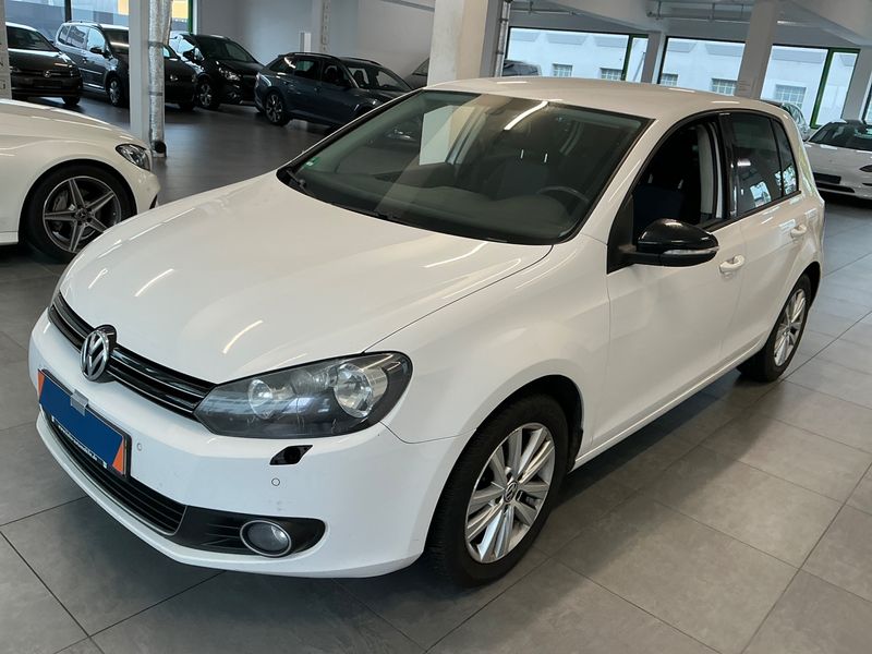 Volkswagen Golf VI 1.6 TDI — фото 1