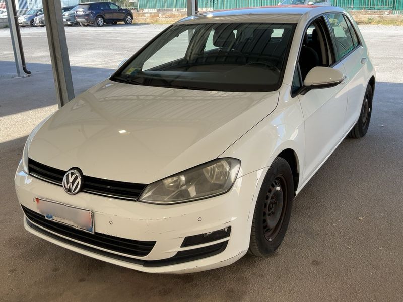 Volkswagen Golf VII 1.2 TSI — 1/8