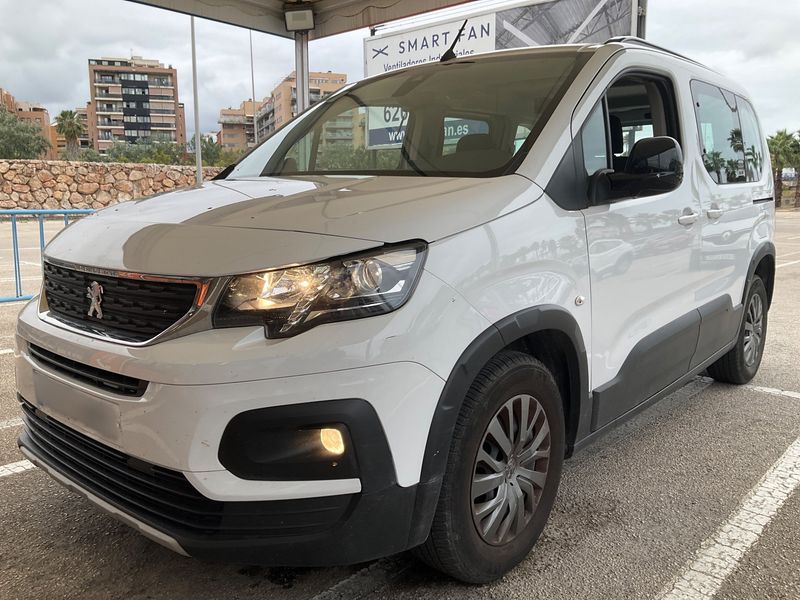 Peugeot Rifter 1.2 PureTech — фото 1