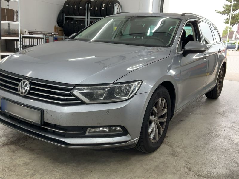 Volkswagen Passat 1.6 TDI — 1/8