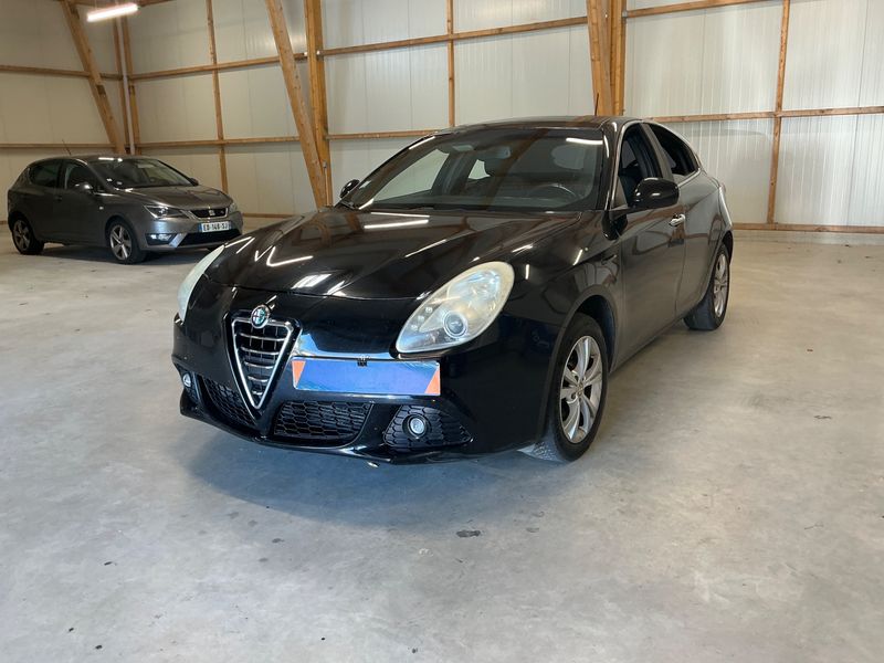 Alfa Romeo Giulietta 1.4 Turbo — 1/8