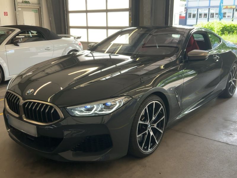 BMW 8er M850i — фото 1