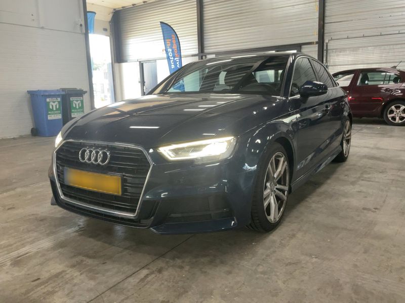 Audi A3 Limousine 1.0 TFSI — фото 1
