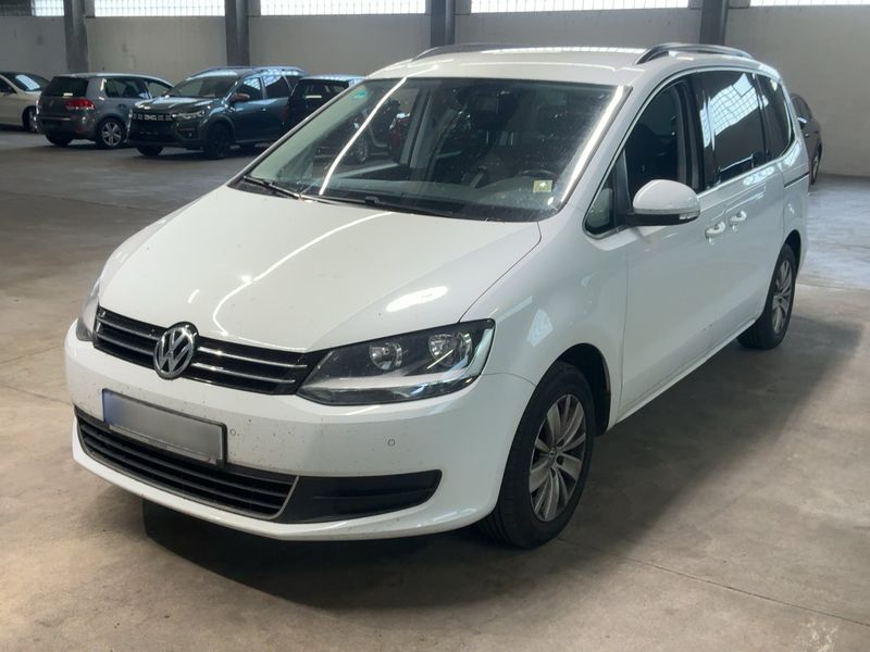Volkswagen Sharan 2.0 TDI — 1/8