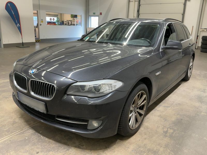 BMW 5er 520d — фото 1