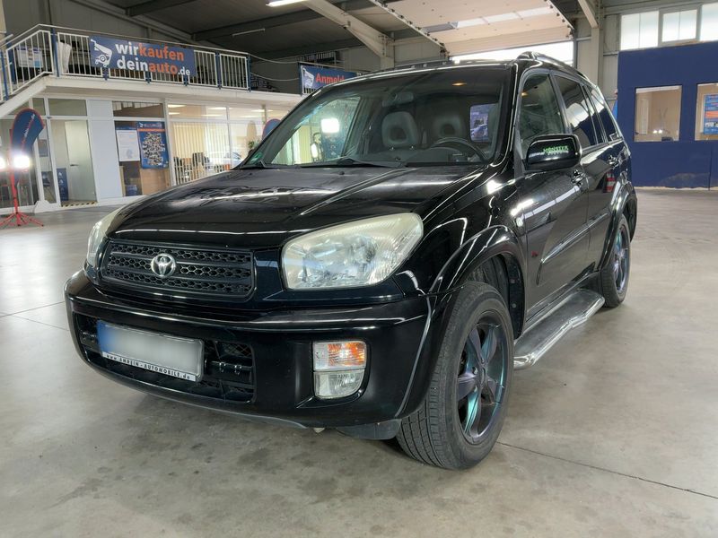 Toyota RAV 4 2.0 — 1/8