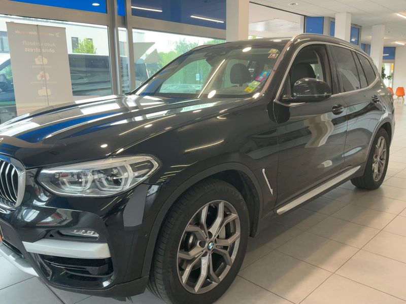 BMW X3 xDrive 30d — фото 1