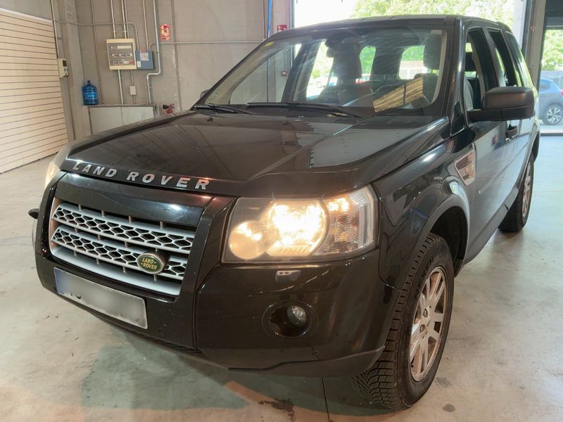 Land Rover Freelander 2.2 Td4 — фото 1