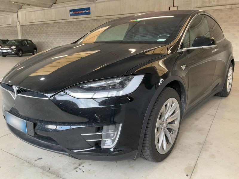 Tesla Model X Long Range — 1/8