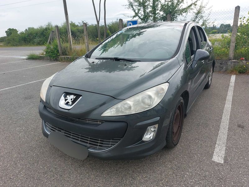 Peugeot 308 1.6 HDi — 1/8